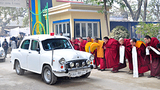 བསྟན་འགྱུར་སྐད་ཡིག་གཞན་ཐོག་ཕབ་སྒྱུར།