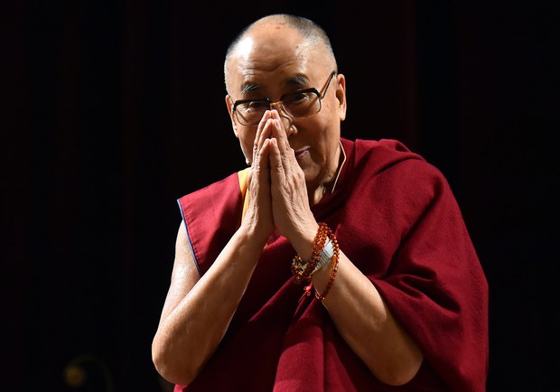  འཕན་པོ་དང་པདྨ་བཀོད་ཐུན་མོང་ནས་༧གོང་ས་མཆོག་ལ་བརྟན་བཞུགས་བསྟར་འབུལ་ཞུ་རྒྱུ།