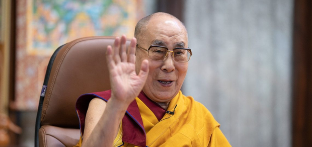 ཚན་རིག་པ་དང་མཉམ་དུ་སེམས་ཀྱི་ཞི་བདེ་སྐྲུན་དགོས།