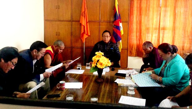 མདོ་ཁམས་ཆུ་བཞི་སྒང་དྲུག་གི་རྒྱུན་ལས་ཚོགས་འདུ། མདོ་ཁམས་ཆུ་བཞི་སྒང་དྲུག་གི་རྒྱུན་ལས་ཚོགས་འདུ།