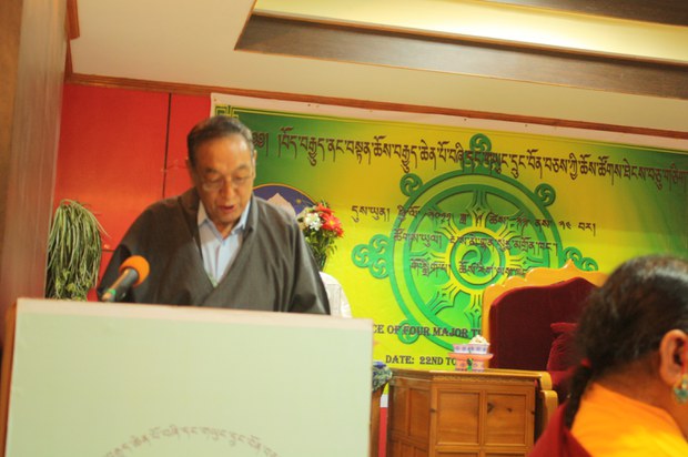 བཀའ་ཤག་གི་ལས་དོན་ལ་ཕྱིར་བལྟས། བཀའ་ཤག་གི་ལས་དོན་ལ་ཕྱིར་བལྟས།