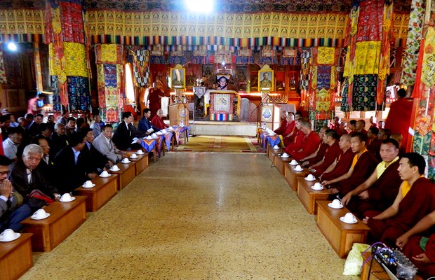 ཀུན་གཟིགས་པཎ་ཆེན་རིན་པོ་ཆེ་དགུང་ལོ་༢༦བཞེས་པའི་འཁྲུངས་སྐར་སྲུང་བརྩི། ཀུན་གཟིགས་པཎ་ཆེན་རིན་པོ་ཆེ་དགུང་ལོ་༢༦བཞེས་པའི་འཁྲུངས་སྐར་སྲུང་བརྩི།