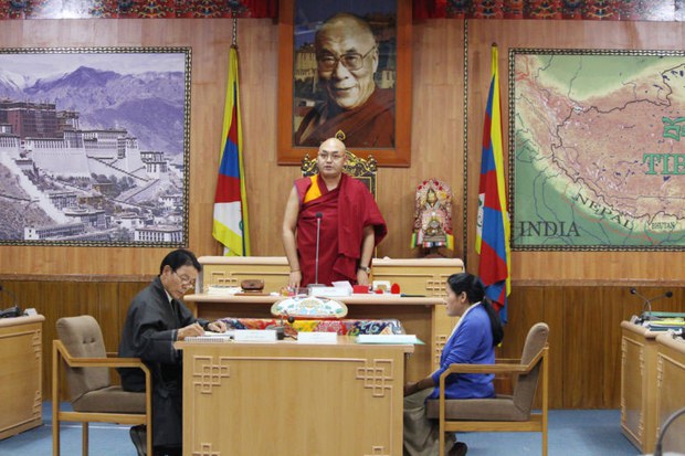 གྲོས་ཚོགས་ཚོགས་དུས་བཞི་པ་མཇུག་བསྒྲིལ་བ།