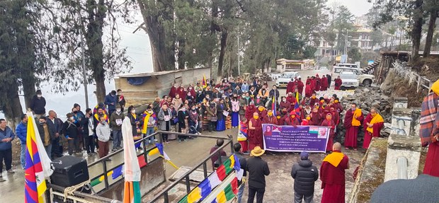 རྒྱ་གར་བྱང་ཤར་མོན་རྟ་དབང་ཁུལ་དུ་བོད་མིའི་རང་དབང་སྒེར་ལགས་ཐེངས་༦༢་པ་སྲུང་བརྩི། རྒྱ་གར་བྱང་ཤར་མོན་རྟ་དབང་ཁུལ་དུ་བོད་མིའི་རང་དབང་སྒེར་ལགས་ཐེངས་༦༢་པ་སྲུང་བརྩི།