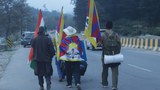དགོས་འདུན་དོན་མཚན་གསུམ་འདོན་པའི་ཞི་བའི་གོམ་འགྲོད་ཀྱི་ལས་འགུལ།