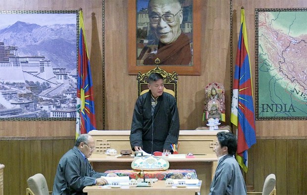 བོད་མི་མང་སྤྱི་འཐུས་ལྷན་ཚོགས་ཀྱི་གྲོས་ཚོགས་ཚོགས་དུས་ཉིན་ལྔ་པ།