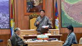 ཚོགས་དུས་བརྒྱད་པ་མཇུག་བསྒྲིལ།