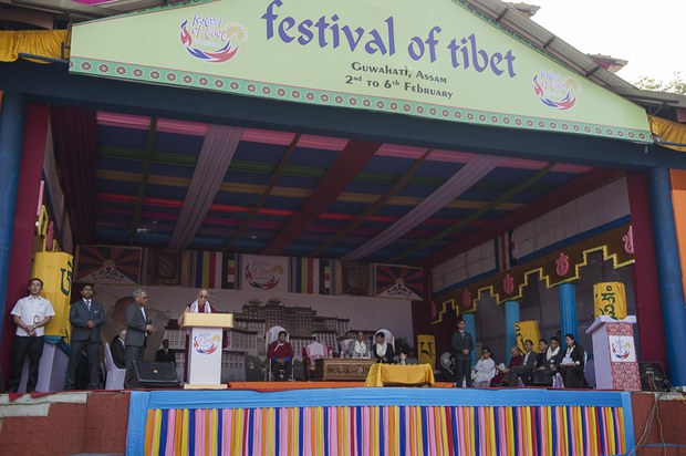 ༧གོང་ས་མཆོག་གིས་བོད་ཀྱི་དུས་སྟོན་དབུ་འབྱེད་སྐབས། 02/2014