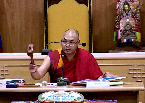 བོད་མི་མང་སྤྱི་འཐུས་སྐབས་༡༦པའི་གྲོས་ཚོགས་ཚོགས་དུས་གསུམ་པ་མཇུག་སྒྲིལ།