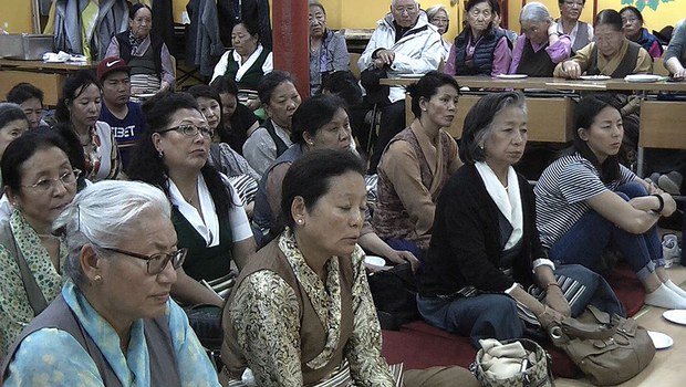 སུད་སིའི་ནང་མ་ཧྰ་གུ་རུའི་འབུམ་ཚོགས་ཆེན་མོ་ཐེངས་བཞི་པ་མཇུག་སྒྲིལ། སུད་སིའི་ནང་མ་ཧྰ་གུ་རུའི་འབུམ་ཚོགས་ཆེན་མོ་ཐེངས་བཞི་པ་མཇུག་སྒྲིལ།