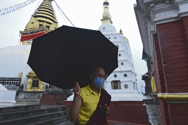 བལ་ཡུལ་ནང་ཏོག་དབྱིབས་ཁྱབ་གདལ་ཇེ་ཉུང་དུ་ཕྱིན་པ།