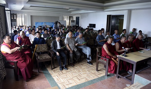ལྷ་མོ་རྡོ་རྗེ་གཡུ་སྒྲོན་མའི་སྐུ་རྟེན་མཆོག་དགོངས་པ་རྫོགས་ཡོད་པ། ལྷ་མོ་རྡོ་རྗེ་གཡུ་སྒྲོན་མའི་སྐུ་རྟེན་མཆོག་དགོངས་པ་རྫོགས་ཡོད་པ།