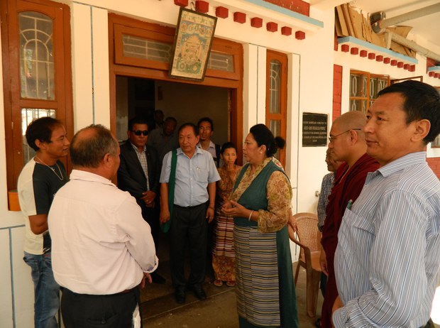 རྒྱ་གར་ལྷོ་ཕྱོཊ་སུ་གསར་འབྱོར་རྣམས་ཀྱི་ཆེད་དུ་ཁང་པ་གསར་རྒྱག་བྱེད་པ། རྒྱ་གར་ལྷོ་ཕྱོཊ་སུ་གསར་འབྱོར་རྣམས་ཀྱི་ཆེད་དུ་ཁང་པ་གསར་རྒྱག་བྱེད་པ།