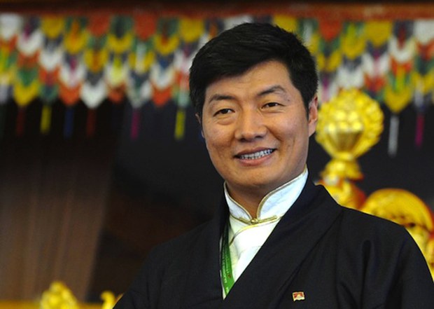 སྲིད་སྐྱོང་མཆོག་གིས་སུད་སིའི་བོད་དོན་ཚོགས་ཆུང་གི་འཐུས་མི་ཁག་ཅིག་དང་མཇལ་མོལ་གནང་བ།