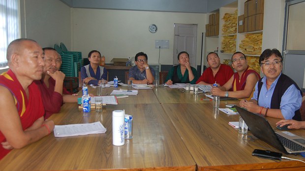 བོད་ཕྲུག་ཚོར་ཡ་རབས་སྤྱོད་བཟང་གི་སློབ་གསོ་སྤྲོད་ཕྱོགས།