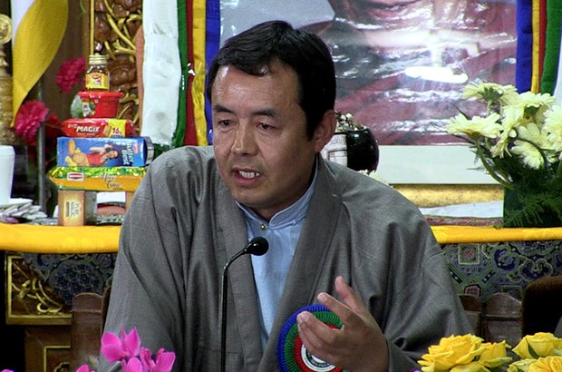 བོད་སྨན་ཐོག་རྒྱལ་སྤྱིའི་བགྲོ་གླེང༌ཚོགས་འདུ་གནང་བ། བོད་སྨན་ཐོག་རྒྱལ་སྤྱིའི་བགྲོ་གླེང༌ཚོགས་འདུ་གནང་བ།
