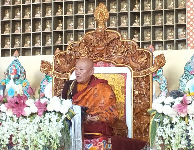 འབྲི་གུང་༧སྐྱབས་མགོན་ཆེ་ཚང་རིན་པོ་ཆེ་མཆོག་གིས་བྲག་ཕུག་ནང་བསྡད་པ་ཙམ་གྱིས་ཉམས་ལེན་ཡོང་གི་མ་རེད་ཅེས་གསུངས་བ།
