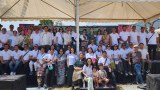 ཀོ་ལེ་གྷལ་གཞིས་ཟུར་བས་གཞིས་ཆགས་ལ་རོགས་སྐྱོར་གནང་བཞིན་པ།