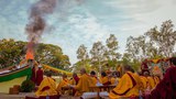 དགའ་ལྡན་ཁྲི་ཐོག་༡༠༣་པའི་སྐུ་གདུང་ཞུགས་འབུལ།
