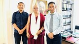 མགོ་ལོག་འཇིགས་མེད་ལགས་ཨོས་ཀྲེ་ལི་ཡའིསྐུ་ཚབ་དོན་གཅོད་ཁང་ལ་ཆེད་ཕེབས་གནང་བ།