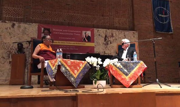 རྩོད་གླེང་ཅན་གྱི་དུས་ཚོད་འདིར་ཤེས་རབ་དང་བྱམས་སྙིང་བརྗེའི་དགོས་མཁོ། རྩོད་གླེང་ཅན་གྱི་དུས་ཚོད་འདིར་ཤེས་རབ་དང་བྱམས་སྙིང་བརྗེའི་དགོས་མཁོ།
