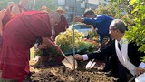 ༧སྐྱབས་རྗེ་གླིང་མཆོག་སྤྲུལ་རིན་པོ་ཆེ་མཆོག་ཐའེ་ཝན་དུ་ཤིང་སྣ་འདེབས་འཛུགས་ཀྱི་མཛད་སྒོར་ཕེབས་ཡོད་པ།