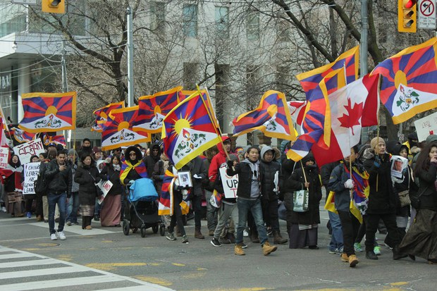 ནུབ་ཕྱོགས་རྒྱལ་ཁབ་ནང་བོད་མིའི་གྲངས་འབོར། ནུབ་ཕྱོགས་རྒྱལ་ཁབ་ནང་བོད་མིའི་གྲངས་འབོར།