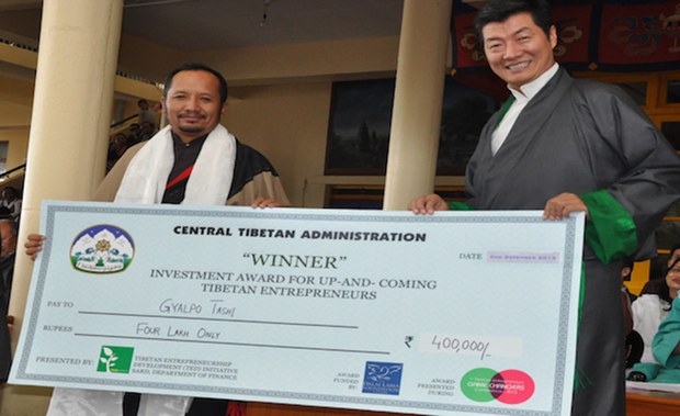 རྟེན་འབྲེལ་འགྲིམ་འགྲུལ་ལས་ཁང་གི་རྒྱབ་ལྗོངས་ལོ་རྒྱུས། རྟེན་འབྲེལ་འགྲིམ་འགྲུལ་ལས་ཁང་གི་རྒྱབ་ལྗོངས་ལོ་རྒྱུས།
