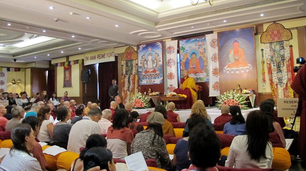 ལྡི་ལི་རུ་༸རྒྱལ་དབང་ཀརྨ་པ་མཆོག་ནས་ལམ་གཙོ་རྣམ་གསུམ་གྱི་བཀའ་ཆོས། ལྡི་ལི་རུ་༸རྒྱལ་དབང་ཀརྨ་པ་མཆོག་ནས་ལམ་གཙོ་རྣམ་གསུམ་གྱི་བཀའ་ཆོས།