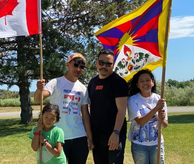 ཁེ་ན་ཌའི་ནང་གོམ་བགྲོད་ཀྱི་ལས་འགུལ་སྤེལ་བཞིན་པ།