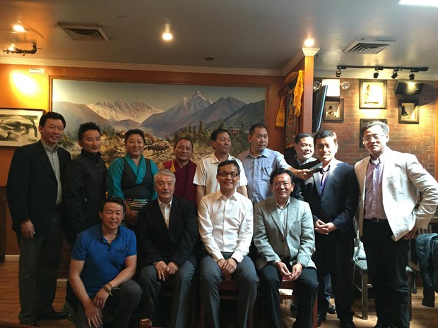 བྱང་ཨ་རིའི་བརྟན་བཞུགས་སླད་ཚོགས་འདུ།