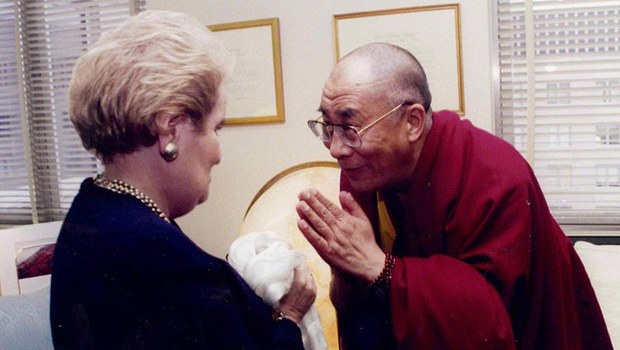 ཨ་རིའི་ཕྱི་སྲིད་དྲུང་ཆེ་ཟུར་པ་ཞིག་འདས་གྲོངས་སོང་བར་ཐུགས་གསོ།