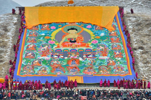 རྒྱ་གར་ལྷོ་ཕྱོགས་སུ་ཆོ་འཕྲུལ་སྨོན་ལམ་ཆེན་མོ།