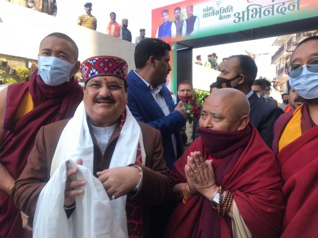 སྤྱི་འཐུས་སྐུ་ཚབ་ནས་རྒྱ་གར་དབུས་སྲིད་དོན་ཚོགས་པའི་ཚོགས་གཙོ་དང་མཇལ་འཕྲད།