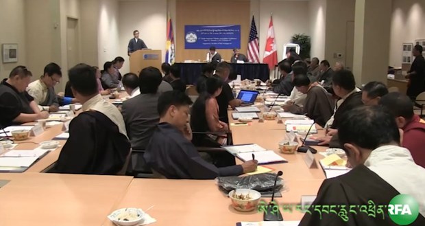 བྱང་ཨ་རིའི་བོད་རིགས་སྤྱི་མཐུན་ཚོཊ་པའི་ཚོཊ་ཆེན་ཐེངས་༡༣་པ་ཚོགས་བཞིན་པའི་སྐབས། ༢༠༡༤།༨།༣༠
