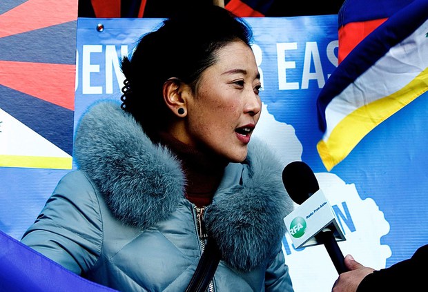ཉི་མ་ལྷ་མོ་ལགས་ཀྱིས་ས་རྟགས་བསྡུ་རུབ་ཀྱི་ལས་འགུལ་སྤེལ་བཞིན་པ། ཉི་མ་ལྷ་མོ་ལགས་ཀྱིས་ས་རྟགས་བསྡུ་རུབ་ཀྱི་ལས་འགུལ་སྤེལ་བཞིན་པ།