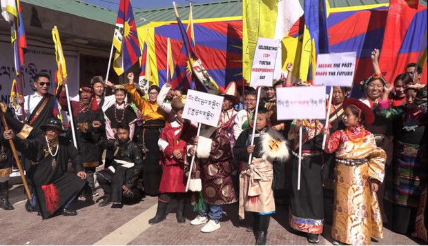 ༧རྒྱལ་མཆོག་༧སྐུ་ཕྲེང་བཅུ་གསུམ་པ་མཆོག་གིས་དོན་ཚན་ལྔ་ཅན་གྱི་གསལ་བསྒྲགས་བསྐྱངས་པ།