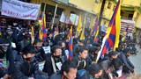 བཞུགས་སྒར་དུ་མར་མེ་ཁྲོམ་སྐོར་གྱི་ལས་འགུལ།