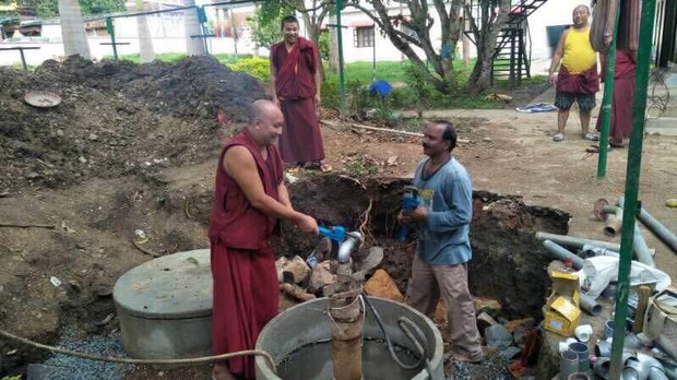 འདོད་རྒུ་གླིང་ལེགས་བཅོས་ཀྱི་ལས་འཆར། འདོད་རྒུ་གླིང་ལེགས་བཅོས་ཀྱི་ལས་འཆར།
