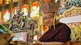 དཔལ་ས་སྐྱ་༸གོང་མ་ཁྲི་ཆེན་རྡོ་རྗེ་འཆང་ཆེན་པོ་མཆོག་གིས་ནིའུ་ཡོག་ཏུ་ཆོས་འབྲེལ།