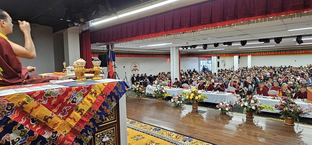 དཔལ་ས་སྐྱ་༸གོང་མ་ཁྲི་འཛིན་ཛྙཱན་བཛྲ་རིན་པོ་ཆེ་མཆོག་གིས་ནིའུ་ཡོག་ཏུ་བཀའ་སློབ།