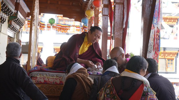 དཔལ་༸ས་སྐྱའི་ཁྲི་འཛིན་མཆོག་ནས་སེམས་ཡར་རྒྱས་གཏོང་རྒྱུ་གལ་ཆེན་ཡིན་པའི་བཀའ་སློབ།