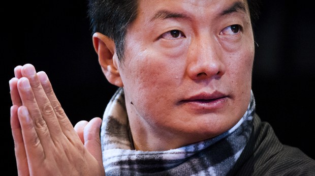 སྲིད་སྐྱོང་མཆོག་ནས་ཨ་རིའི་ཆབ་སྲིད་མི་སྣ་དང་མཇལ་མོལ།