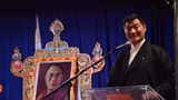 སྲིད་སྐྱོང་ནས་ཁེ་ཎ་ཌའི་བོད་མིར་གཏམ་བཤད།