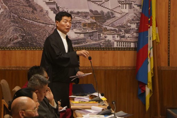 སྲིད་སྐྱོང་མཆོག་ནས་རྒྱ་རིགས་བོད་དོན་རྒྱབ་སྐྱོར་བ་རྣམས་ཀྱི་སྐོར་གསུངས་བ།