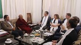 ཡོ་རོབ་རྒྱལ་སྤྱིའི་བོད་དོན་ལས་འགུལ་ཁང་གི་འབྲེལ་ཡོད་མིན་སྣ་ཁག་བཞུགས་སྒར་དུ་ཕེབས་པ།