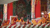 སྟག་ལུང་རྩེ་སྤྲུལ་རིན་པོ་ཆེའི་མཛད་རྗེས་ལ་ཆེ་བསྟོད་གནང་བ།
