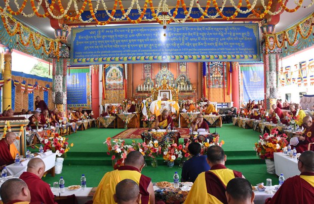 གསང་སྔགས་ཀྱི་བགྲོ་གླེང་དང་བཙན་བྱོལ་ནང་གི་རྒྱུད་སྨད་གྲ་ཚང་།