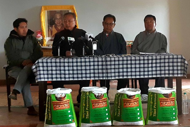 ནོར་རྒྱས་གླིང་འབྲས་བཟོ་ཁང་གི་ཐོན་སྐྱེད། ནོར་རྒྱས་གླིང་འབྲས་བཟོ་ཁང་གི་ཐོན་སྐྱེད།
