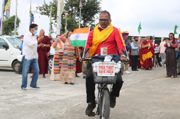 བོད་དོན་རྒྱབ་སྐྱོར་བ་བསམ་གཏན་ཡེ་ཤེས་ལགས་ཀྱིས་རྒྱ་ནག་ཏུ་འཚོགས་རྒྱུའི་ཨོ་ལིམ་པིཀསི་རྩེད་འགྲན་ལ་ངོ་རྒོལ་བྱེད་དགོས་པའི་ལས་འགུལ་སྤེལ་བ། བོད་དོན་རྒྱབ་སྐྱོར་བ་བསམ་གཏན་ཡེ་ཤེས་ལགས་ཀྱིས་རྒྱ་ནག་ཏུ་འཚོགས་རྒྱུའི་ཨོ་ལིམ་པིཀསི་རྩེད་འགྲན་ལ་ངོ་རྒོལ་བྱེད་དགོས་པའི་ལས་འགུལ་སྤེལ་བ།